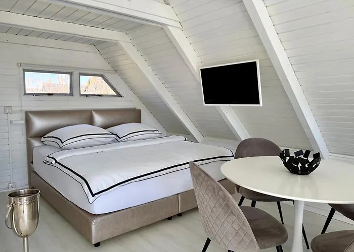 Seehütte Strandhaus direkt im Neusiedler See