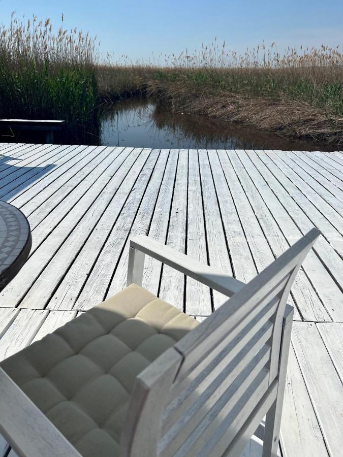 Seehütte Strandhaus Direkt Im Neusiedler * Rust