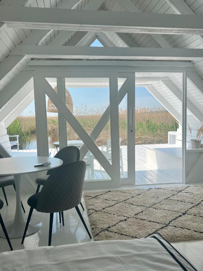 Chalet Seehütte Strandhaus Direkt Im Neusiedler *
