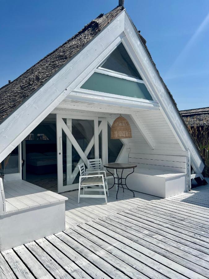 Chalet Seehütte Strandhaus Direkt Im Neusiedler Rust