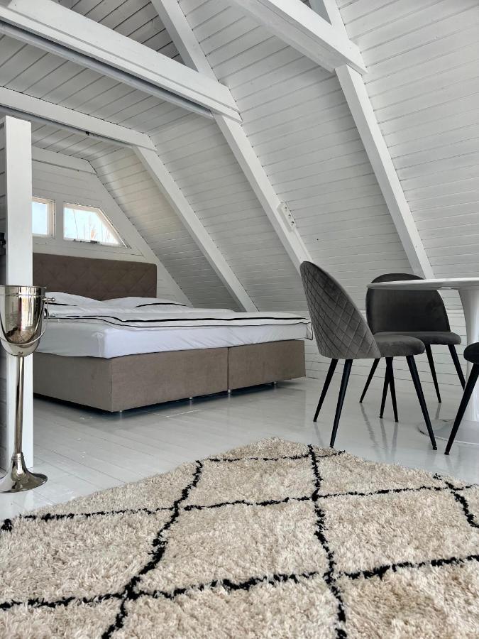 Seehütte Strandhaus Direkt Im Neusiedler Chalet *