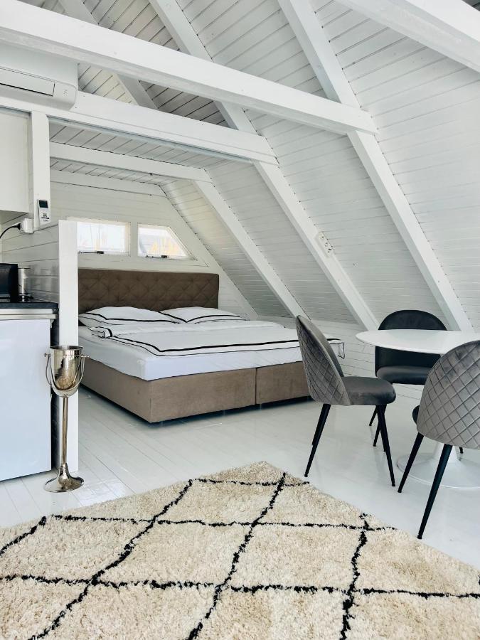 Seehütte Strandhaus Direkt Im Neusiedler *